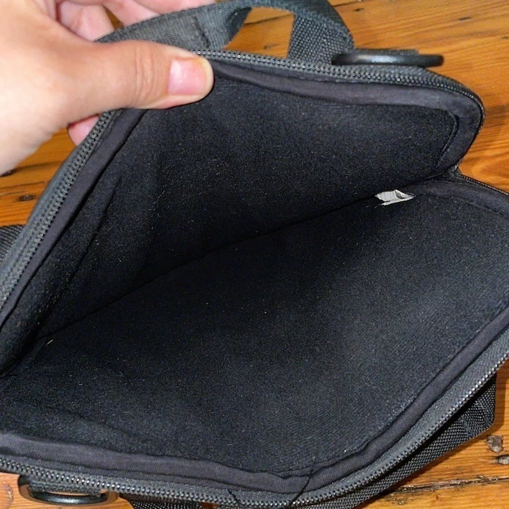 Targus laptop black carrying case